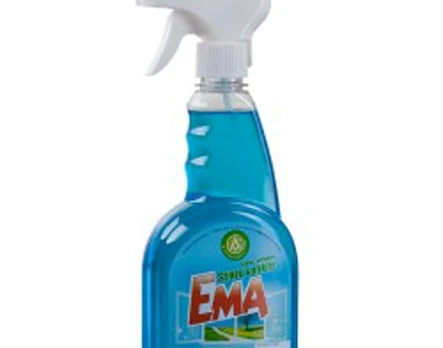 Purškiamas stiklų valiklis EMA 500 ml.