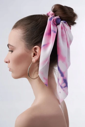 Plaukų gumelė-šalikas su kaspinėliu scrunchie