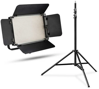 LED panelinė lempa su trikoju 600 pro KIT