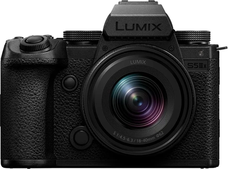 Panasonic Lumix S5 II X + Lumix S 18-40mm