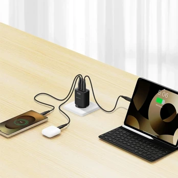 Swissten Edge 65 W GaN Adapteris, Juodas