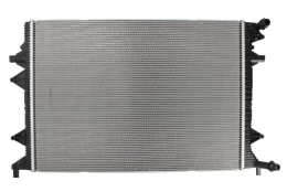 Variklio radiatorius VALEO VAL701666 kaina
