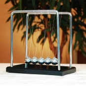 Giant Newton's Cradle - Wood & Steel Version (01626) kaina