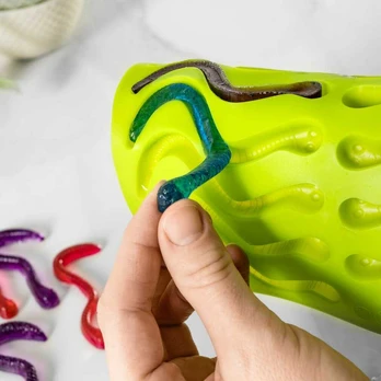 Gertuvė Guminukai WORMS želė, šokoladas, ledo formelė