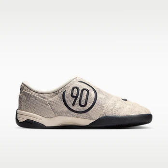 Nike Wmns Total 90 SE - Dydis 42.5 (IB4204-100 Laisvalaikio batai)