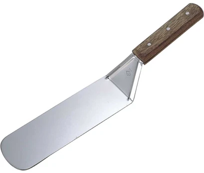 Mentelė Stalgast, metalas