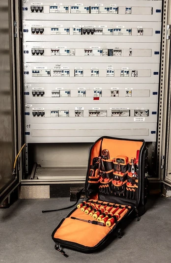 Neo Kuprinė elektryka 31 dalys
