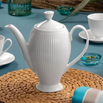 Baltas arbatinukas "dalia" Chodzież, 1.3l