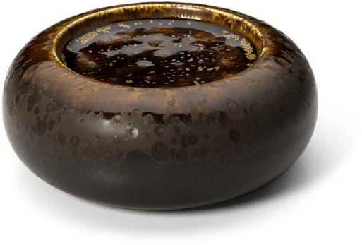Bazaar Dubuo, The Merapi Donut, 15.5x15.5x6.5 cm, ruda
