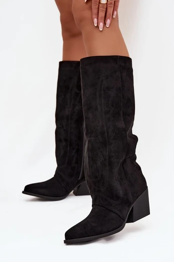 Juodi ilgaauliai batai virš kelių Step in style