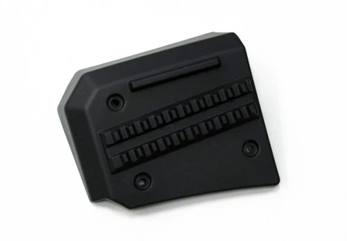 9GQL-042033 FOOTREST STEP,LH