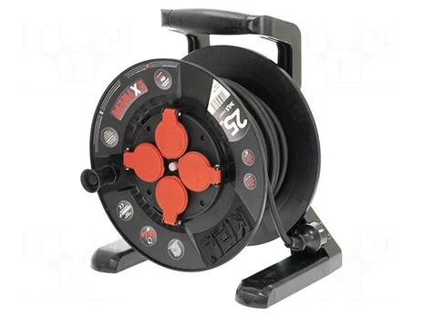 Extension lead | 3x1.5mm2 | reel,with non-rotating sockets | black