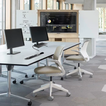 Monitoriaus stovas Maclean MC-948