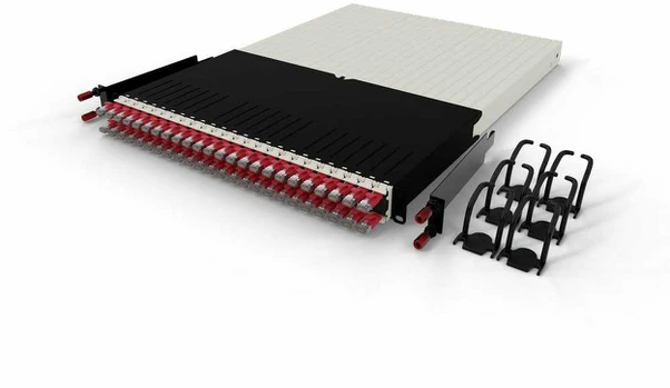 Serwer PATCHBOX 30RU / STP / Raudona
