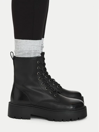 Auliniai batai DeeZee CEO-AW0822 Juoda