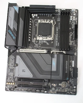 Gigabyte , USED, WITHOUT INSTRUCTIONS, WITHOUT ORIGINAL BOX, WITHOUT ANTENNA