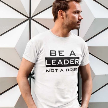 Marškinėliai "Be a leader"