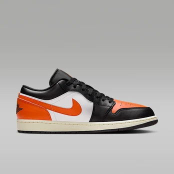 Air Jordan 1 Low - Dydis 42.5 (553558-081 Laisvalaikio batai)