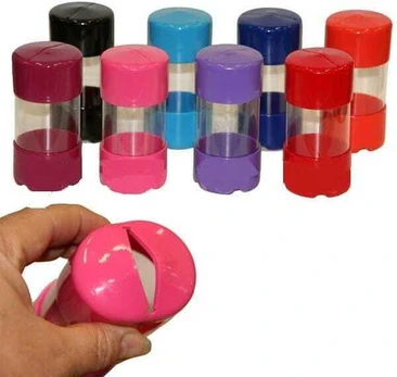 Show Tech Grooming Eraser Container – Practical Storage Solution with Secure Lid