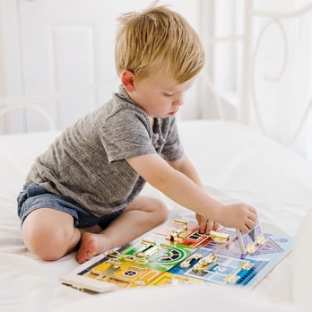MELISSA & DOUG playset Latches Board