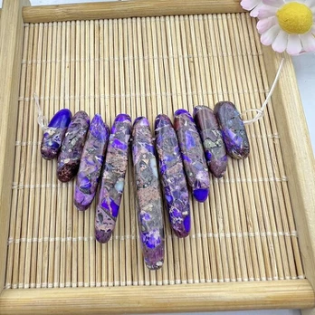 Akmens pakabukas, Violetinė