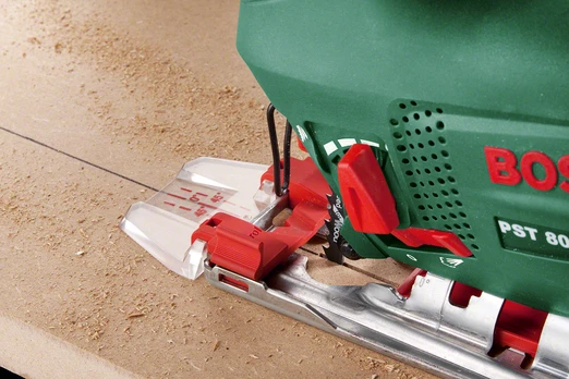 Siaurapjūklis Bosch PST 700 E Compact