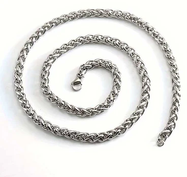Titano plieno grandinėlė, 4 mm pločio, 56 cm ilgio