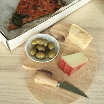Mushroom Cutting Board &amp; Knife