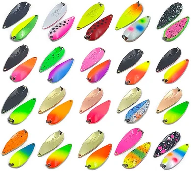 Blizgė Akara Trout Time Pal 3cm 3,8g