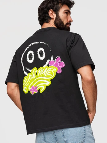 vyriški marškinėliai – juodi