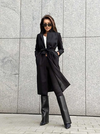 women's jacket juodas