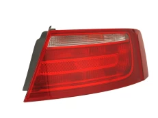 Galinis žibintas MAGNETI MARELLI 714027110802 kaina