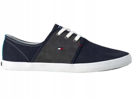 Tommy Hilfiger bateliai