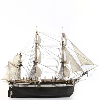 Įspūdingas burinio laivo „HMS TERROR" modeliavimo rinkinys