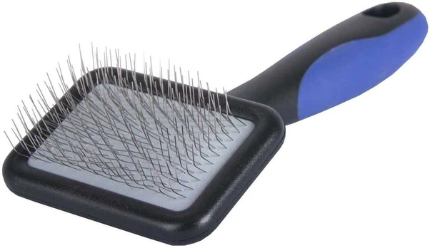 Show Tech Universal Soft Slicker Tiny - mažas, minkštas šepetėlis pudeliui