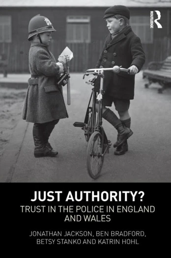 Just Authority? - Minkštas viršelis