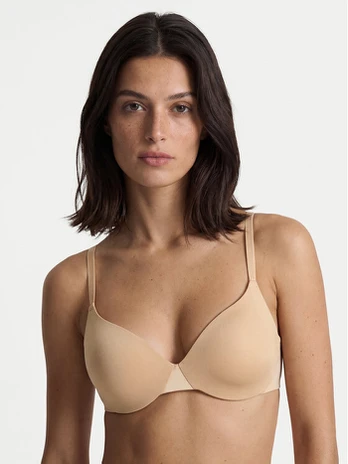 Chantelle Liemenėlė su lankeliais Essential C15G60 Smėlio