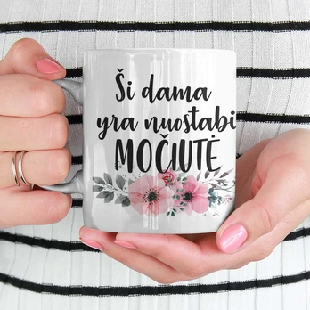 Puodelis "Ši dama yra nuostabi močiutė"