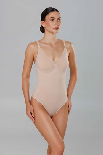 Kūno stringai su plonomis petnešėlėmis BODY STRING SHAPEWEAR Giulia, spalva light nude