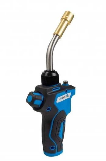 Gas burner with three nozzles