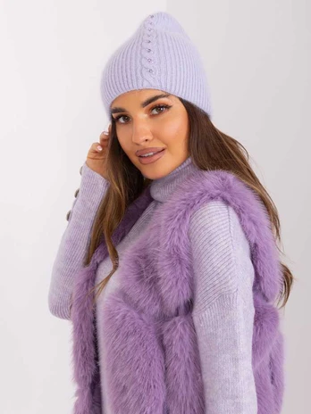 Kepurė šviesiai violetinės spalvos