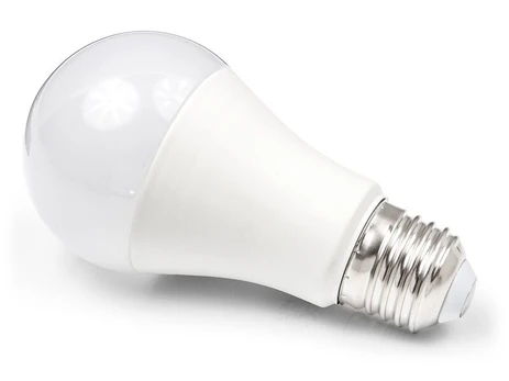 LED lemputė E27 15W - šiltai balta (3000K)