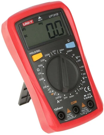 UNIVERSALUS MATAVIMO PRIETAISAS UT-131D UNI-T