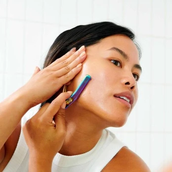 Leaf Shave Dermaplaner Skustuvas veidui ir antakiams, Rose Gold