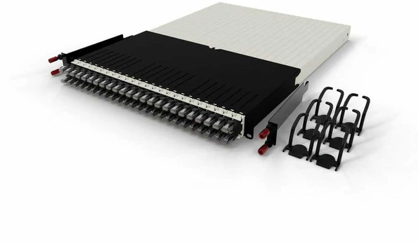 PATCHBOX 30RU / UTP / Juodas