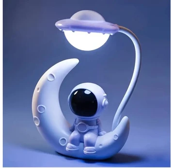 LED šviestuvas "Astronautas"