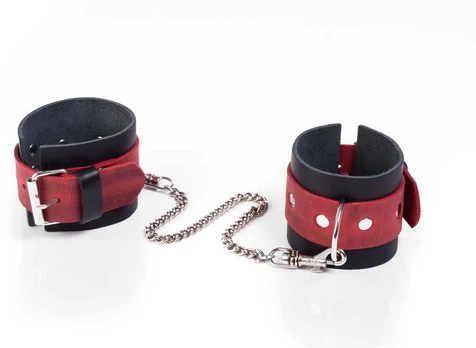 Kajdanki- Cuffs Crazy Horse Raudona, Small