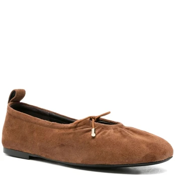 Balerinos moterims, Ruda, Ballerinas