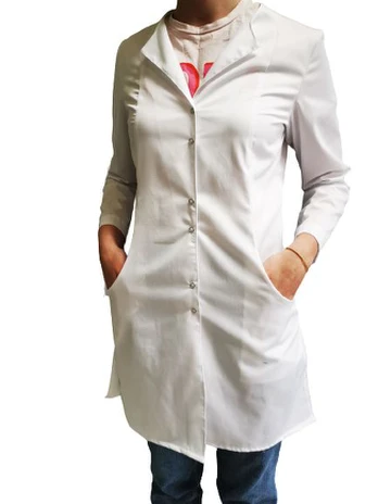 Medicininis švarkelis Sara su elastanu, baltas