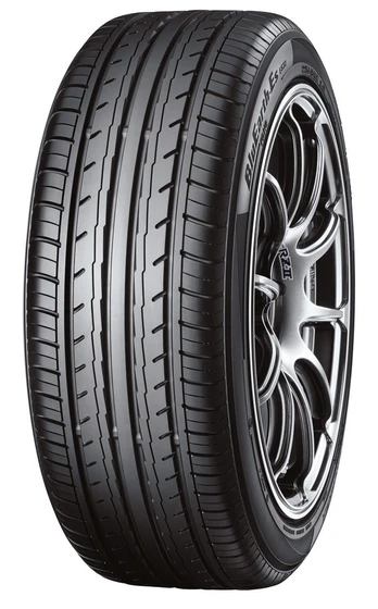 Yokohama BLUEARTH ES32 215/55 R16 93H